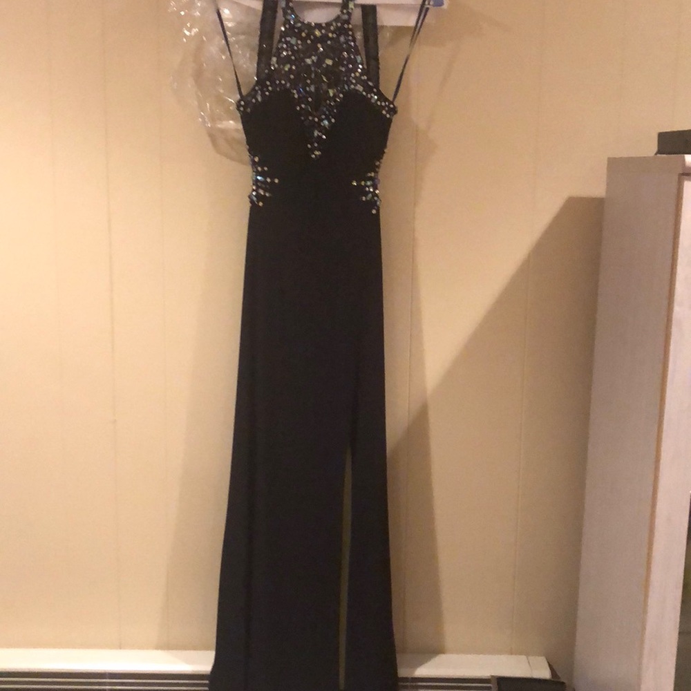 Betsy Adam size 2 straight from cleaners